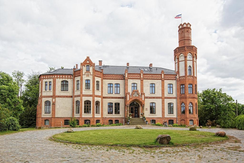 Hotel Schloss Gamehl Benz  Exterior photo
